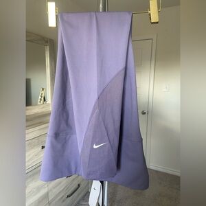 Nike Dri-FIT Light purple leggins